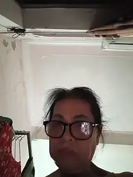 Hotestlove  live sex cam