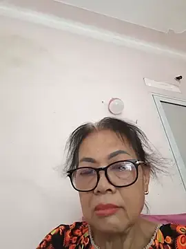 Hotestlove  live sex cam