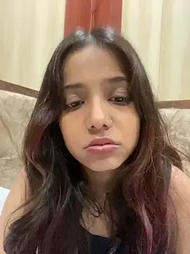 Maggie_748  live sex cam