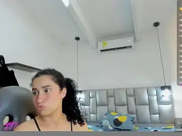 NoaMalak7  live sex cam