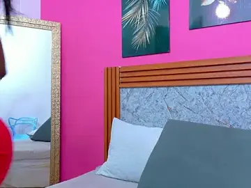 Kinkyandsavage  live sex cam