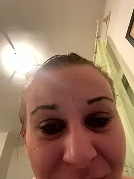 Lila9704  live sex cam