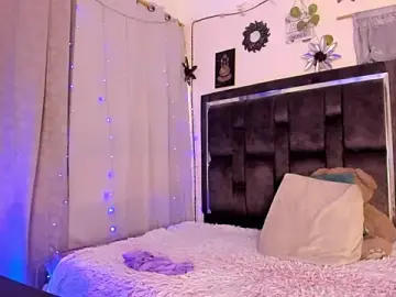 Alana-Nova  live sex cam