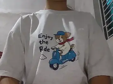 Bjorn357  live sex cam