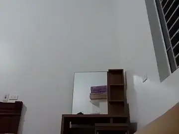 Bjorn357  live sex cam