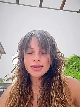 Gjynna-kiim  live sex cam