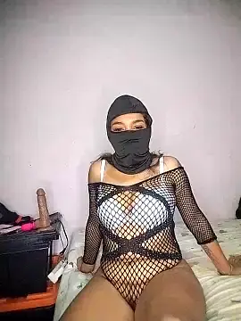 Yessicafoxy  live sex cam