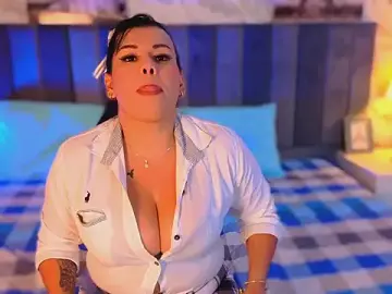 Kate_bonnie  live sex cam