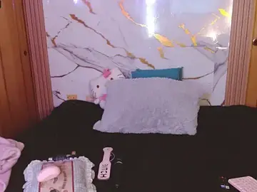Kittycatw  live sex cam