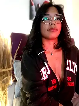 Nathyjonees  live sex cam