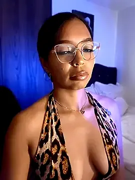 Nathyjonees  live sex cam