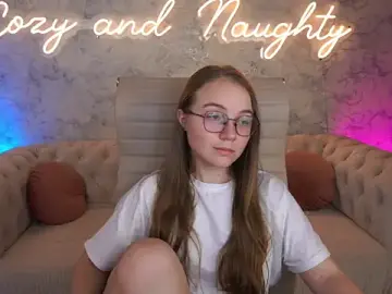 ArrinaWairr  live sex cam