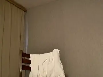 MadeInParadise  live sex cam