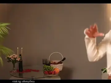 Mitheaa  live sex cam