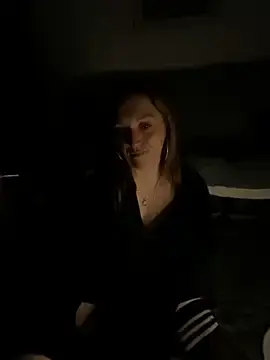 Stoner_BarbieXX  live sex cam