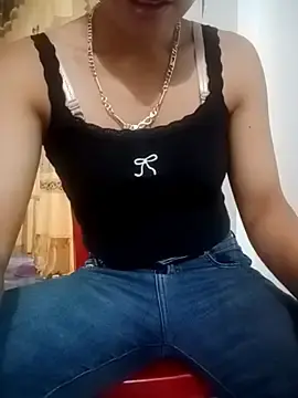 Bella-lynlyn  live sex cam