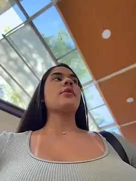 BellaLeclair  live sex cam
