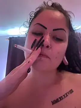 Esstyke  live sex cam