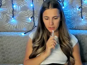 MaggieCake  live sex cam