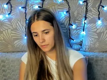MaggieCake  live sex cam