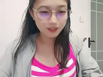 Q-Xixi  live sex cam