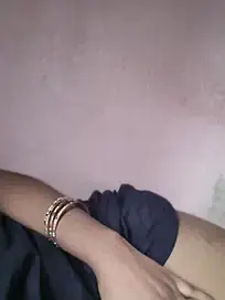 Raniroy90  live sex cam