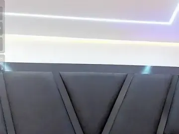 TinaPortman  live sex cam
