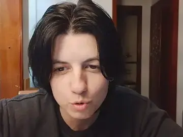 Kyslrana  live sex cam