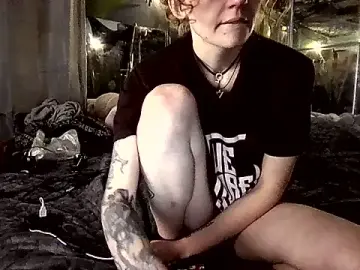 Meateater74553  live sex cam