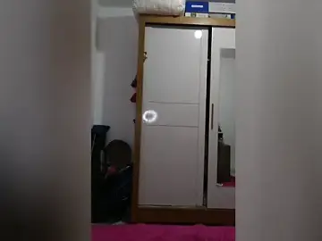Amandiiinhabr  live sex cam