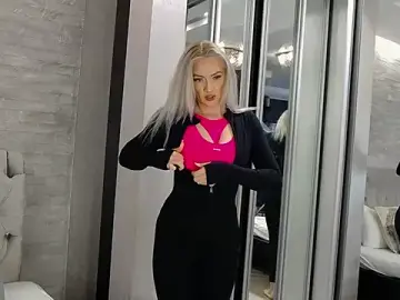 IsabellaDeRosa  live sex cam