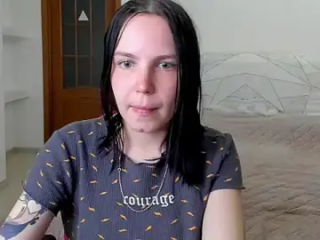 Kitty_Lilit_  live sex cam