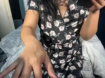 Asian-doll  live sex cam