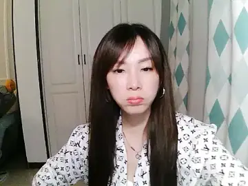 Coco-LL  live sex cam