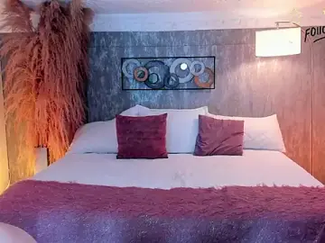 Issys_lam  live sex cam