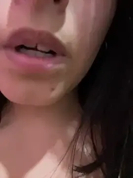 Nahs44  live sex cam