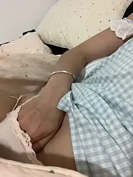 Aimeil  live sex cam