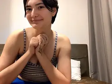 CarliSatunas  live sex cam