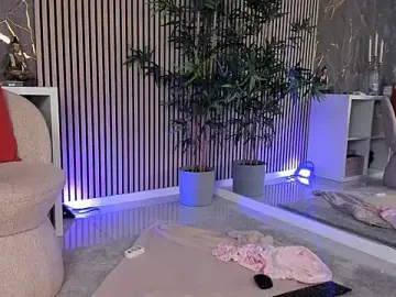 ChloeKole  live sex cam