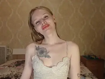 Kitkaat00  live sex cam
