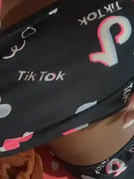 Moranguinho33  live sex cam