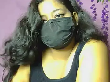 Sassy_kashmira  live sex cam