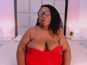 TreisyVixen  live sex cam