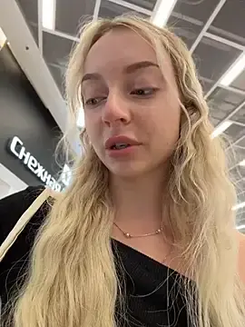 Melissa_grr  live sex cam