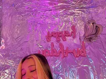 Penny_sweett_  live sex cam