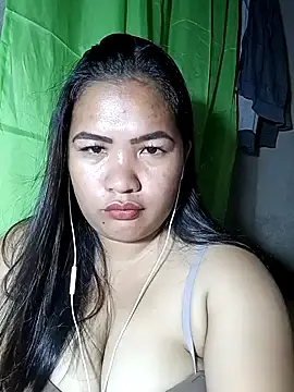 Curvy_savannah  live sex cam