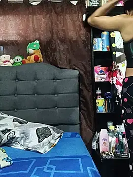 Estrella2001  live sex cam