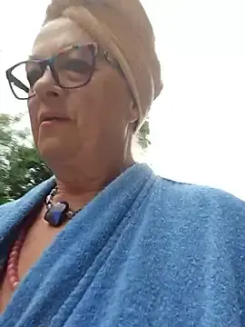 Hot-Muci  live sex cam