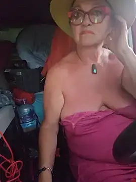 Hot-Muci  live sex cam