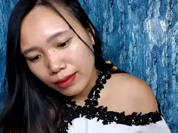 ZenaWojdak  live sex cam